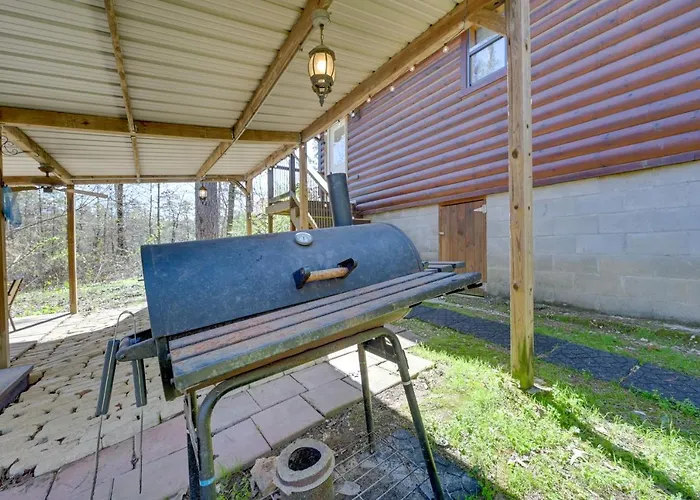 Broken Bow Cabin With Hot Tub And Fire Pit, Near Lake!