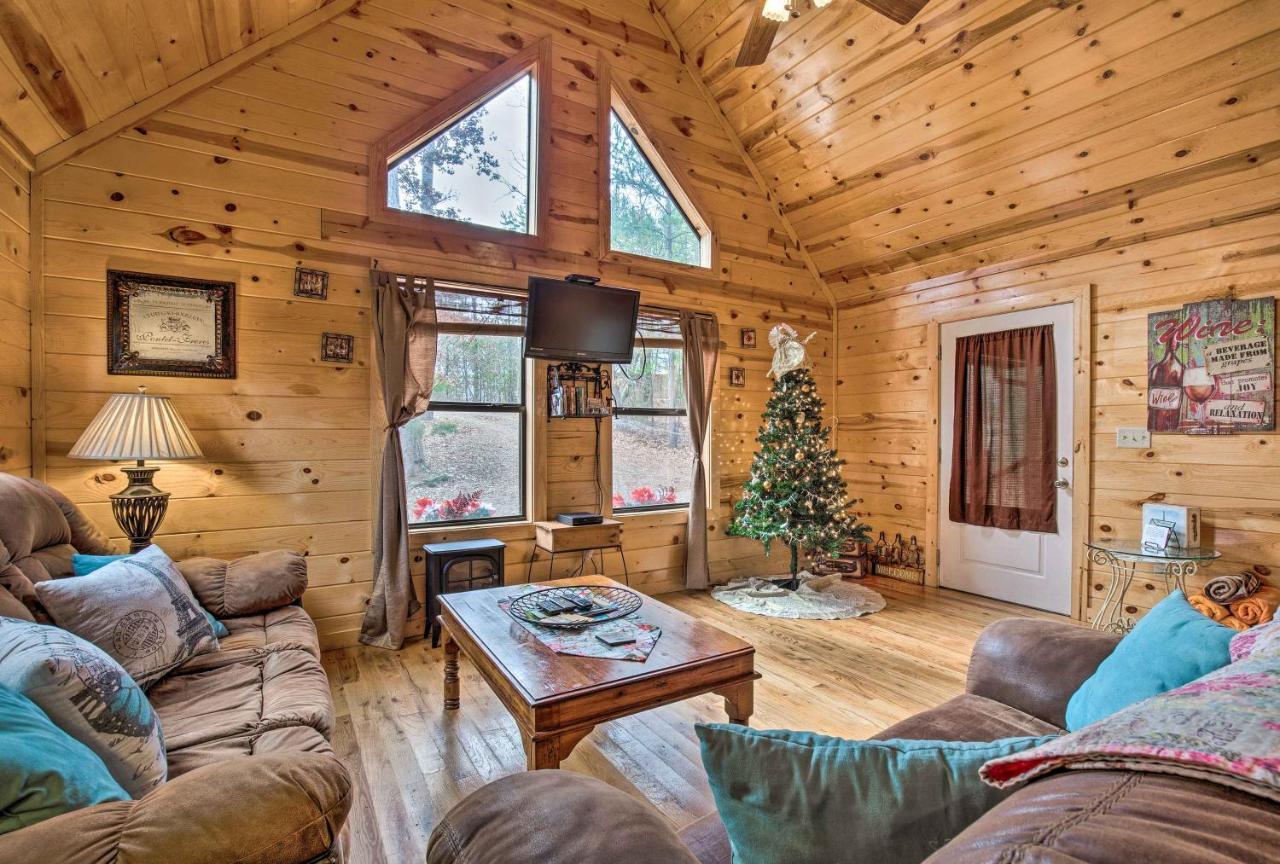 Holiday home With Hot Tub And Fire Pit, Near Lake!